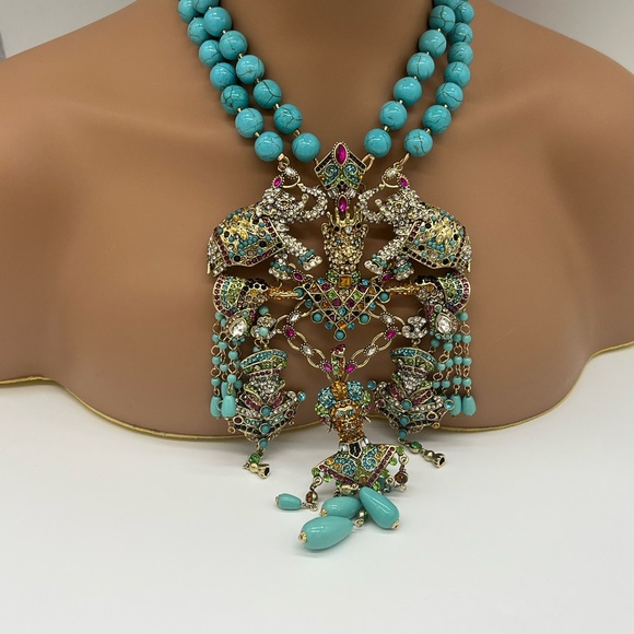 TURQUOISE RHINESTONE LARGE STATEMENT NECKLACE - Picture 6 of 7